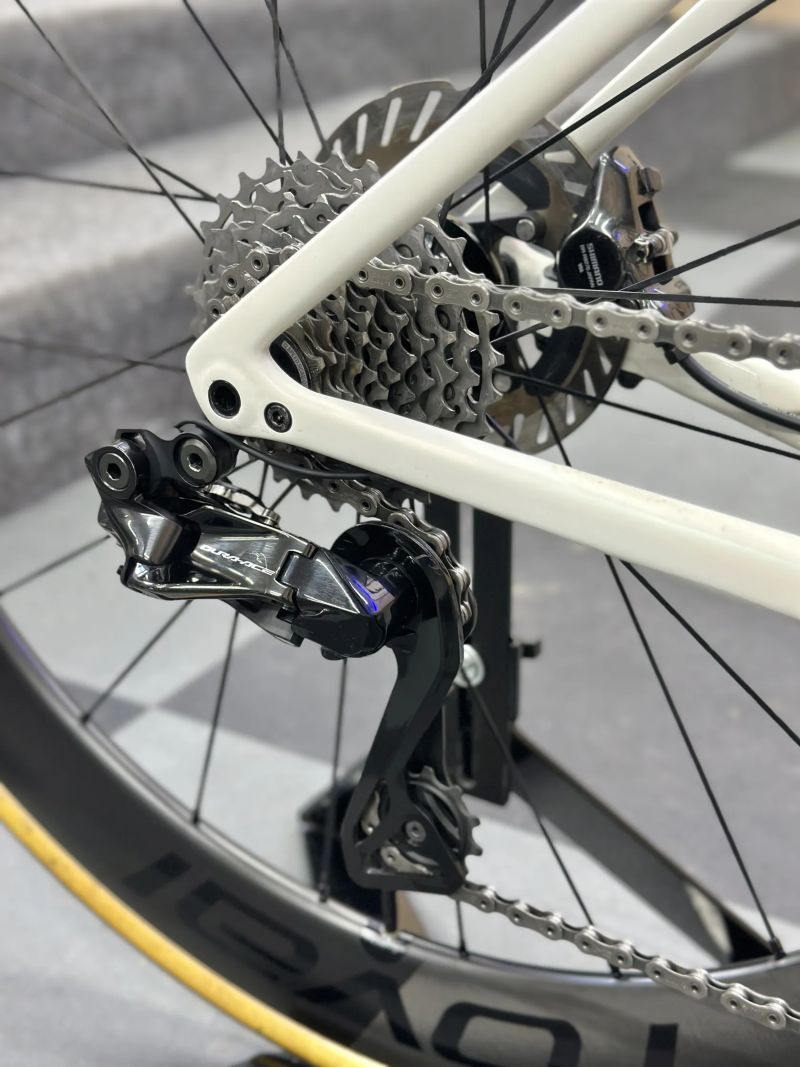 Specialized S-Works Tarmac SL8 | vel. 56 cm | Shimano Dura-Ace | Roval Rapide CLX | 6,7 kg