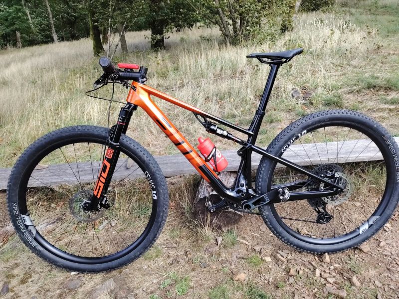 BMC BMC Fourstroke 01 ONE, flashfire