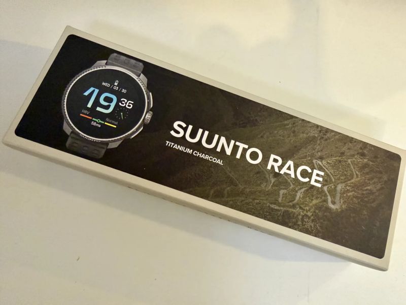 Suunto Race Titanium Charcoal (nepoužité)