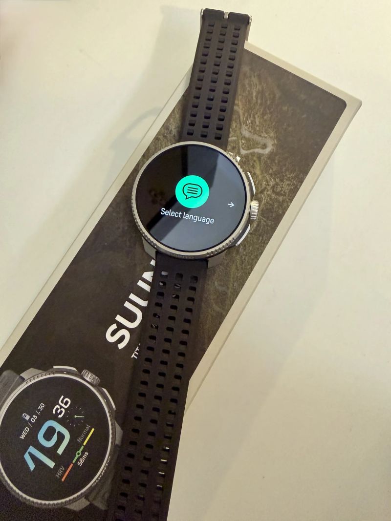Suunto Race Titanium Charcoal (nepoužité)