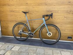 🔥🔥🔥 Giant TCR vel. 54, Shimano Ultegra Di2 2x12, karbonová kola Fulcrum, roční záruka na rám 🤝🤝