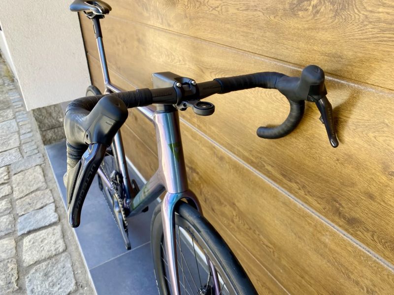 🔥🔥🔥 Giant TCR vel. 54, Shimano Ultegra Di2 2x12, karbonová kola Fulcrum, roční záruka na rám 🤝🤝