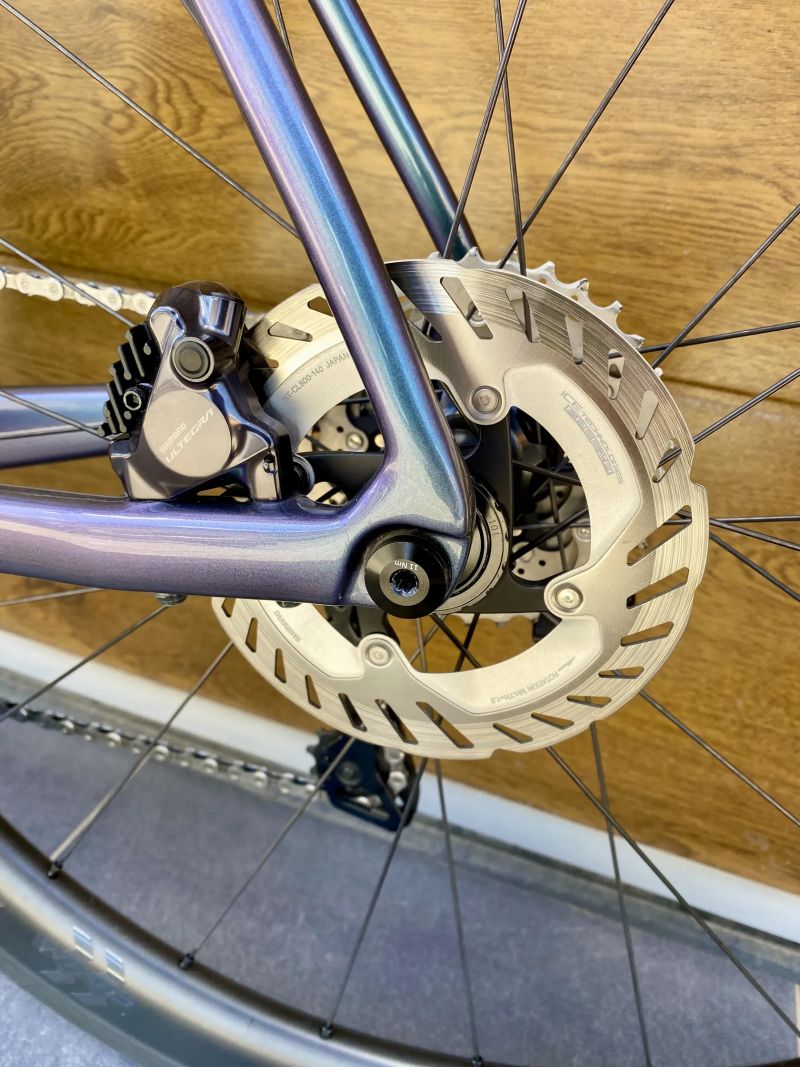 🔥🔥🔥 Giant TCR vel. 54, Shimano Ultegra Di2 2x12, karbonová kola Fulcrum, roční záruka na rám 🤝🤝
