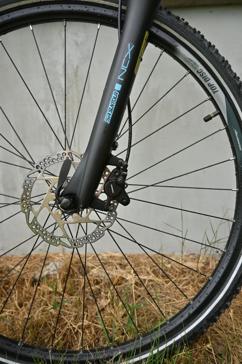 Krosové kolo Maxbike 17" (M) – zánovní komponenty (najeto cca 700 km), kompletní Shimano Deore