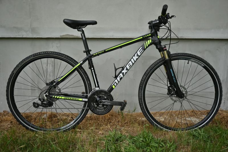 Krosové kolo Maxbike 17" (M) – zánovní komponenty (najeto cca 700 km), kompletní Shimano Deore