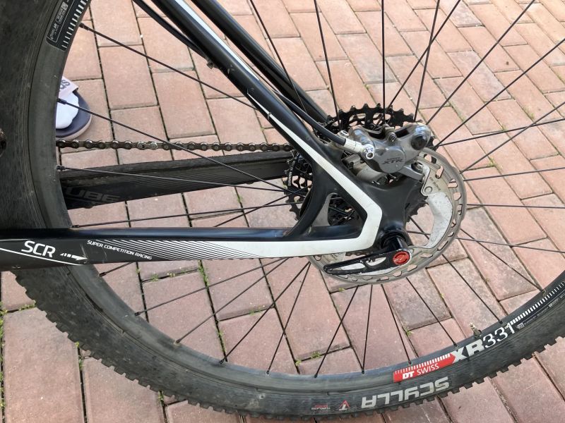 9,5KG!!! Cube 29" karbonový rám, komplet XTR DI2, Rock Shox SID XX, DT Swiss 350 XR331