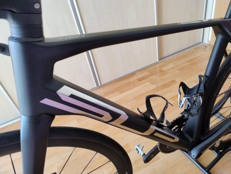 Superior X-ROAD Team Issue Di2