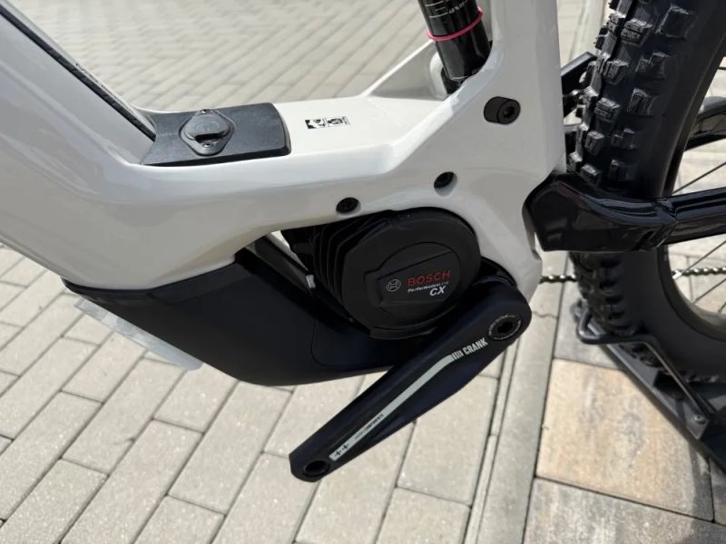 Haibike Hybe 9 NOVÉ ELEKTROKOLO BOSCH PERFORMANCE CX+ 750Wh baterie odpočet DPH