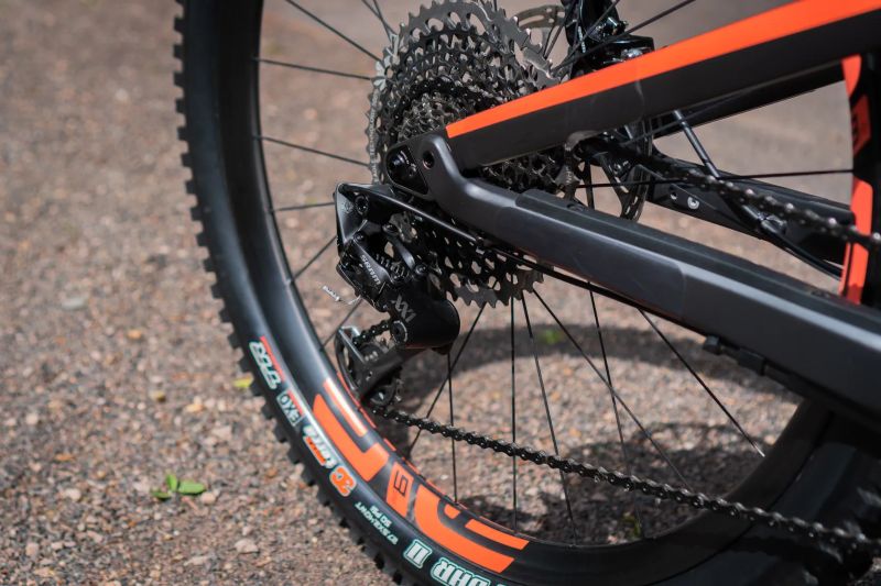 Canyon Spectral CFR 9.0 LTD 