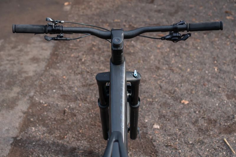 Thomus Oberrider Carbon