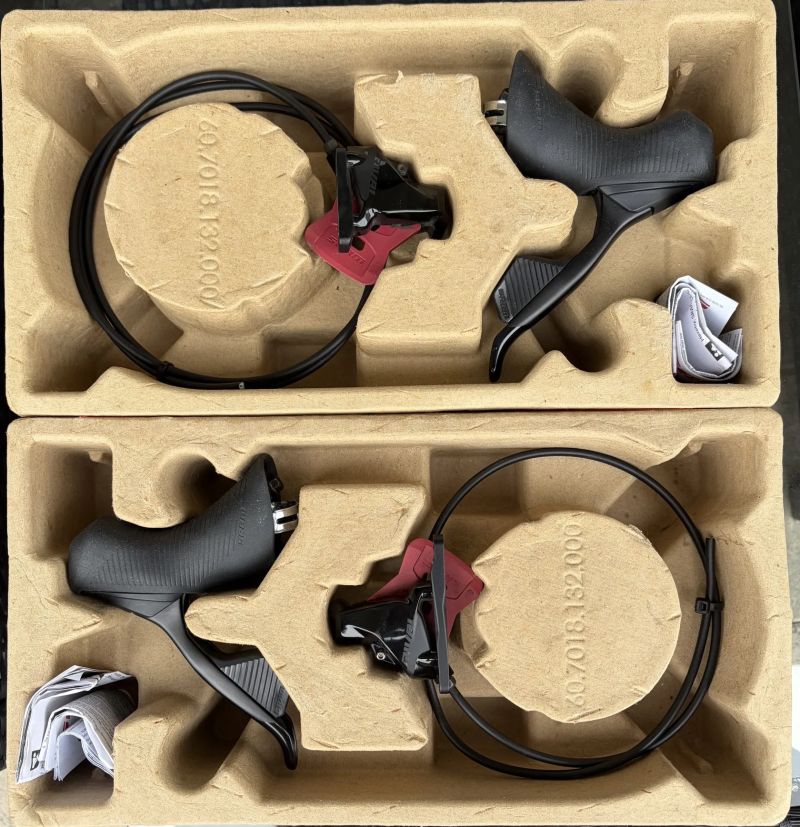 SRAM Rival AXS