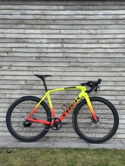 Trek Émonda SLR 9 (2024) | SRAM RED