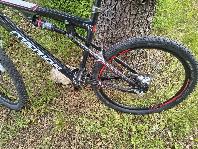 celoodpružená karbonová Merida Ninety Six vel. L kola 26"