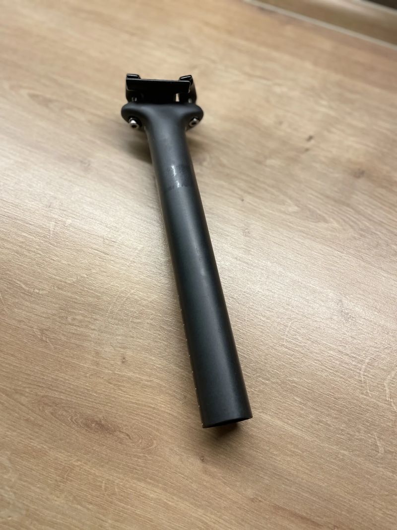 Sedlovka Cervélo /30,9mm - karbon 