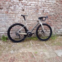 Merida Reacto 6000 2024 | závodní aero karbon | Ultegra Di2 | výborný stav