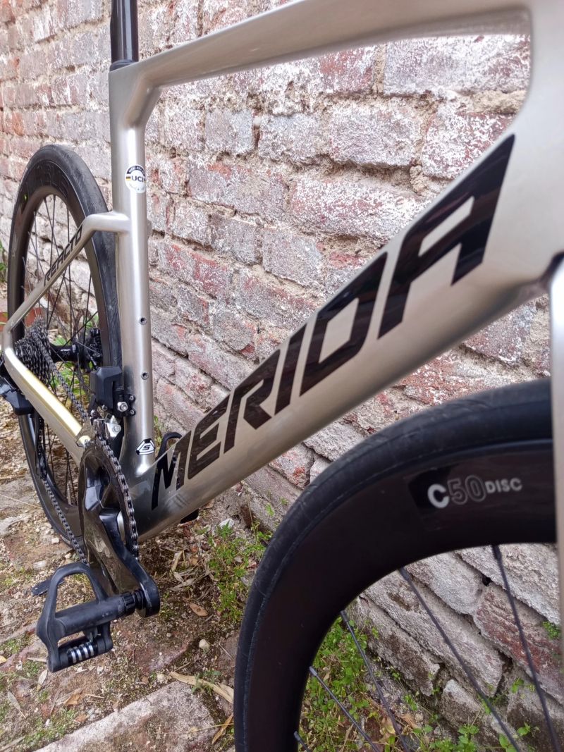 Merida Reacto 6000 2024 | závodní aero karbon | Ultegra Di2 | výborný stav