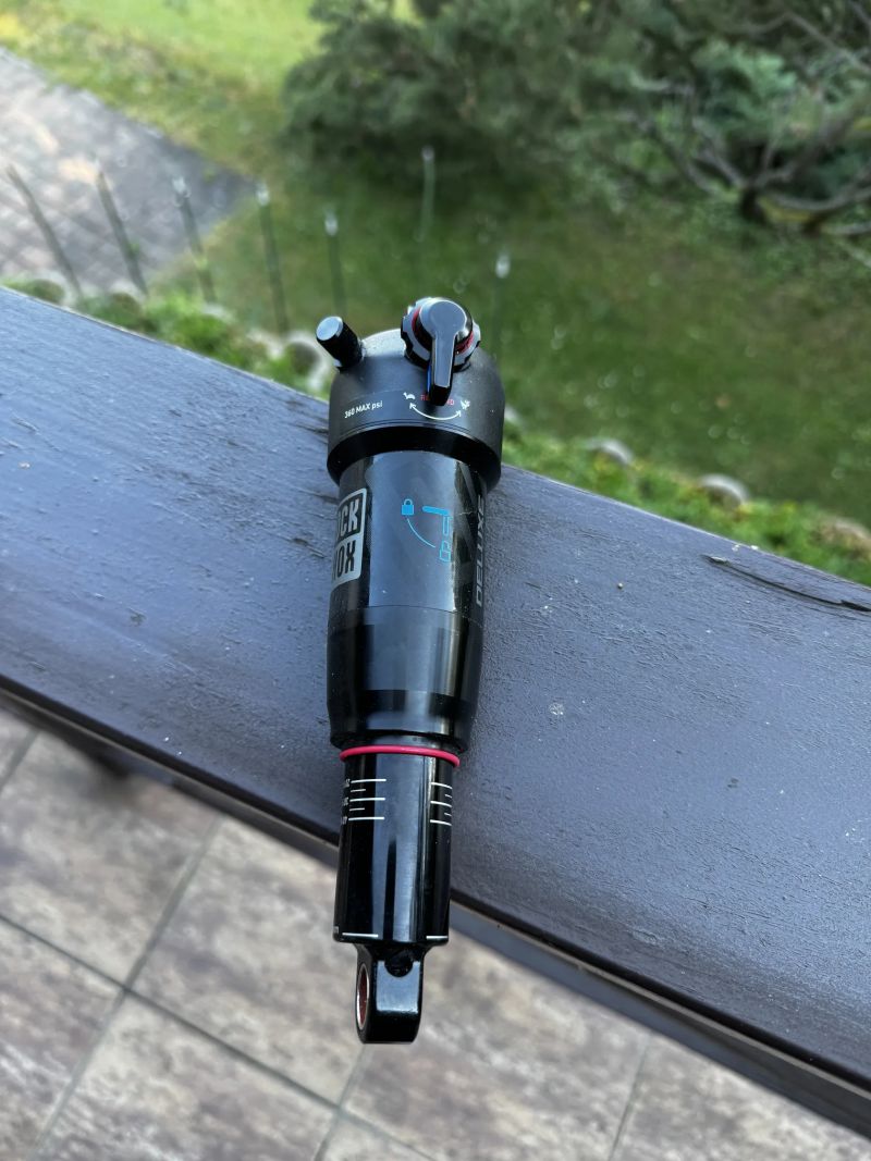 Rock Shox Deluxe Select +