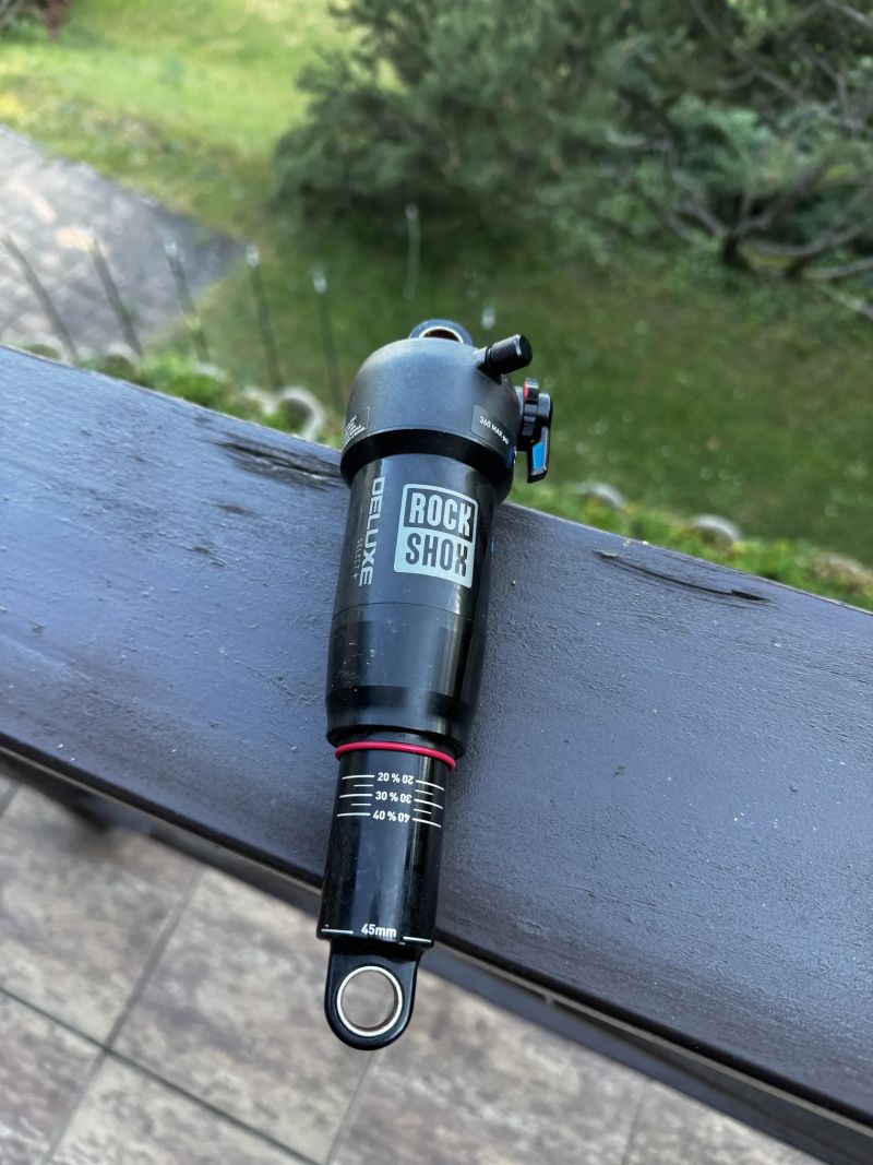 Rock Shox Deluxe Select +