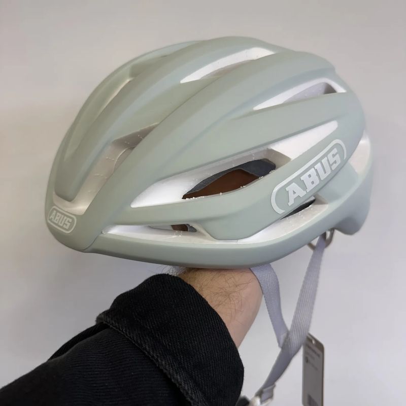 Cyklistická přilba Abus Stormchaser Ace Pure Mint vel. Medium
