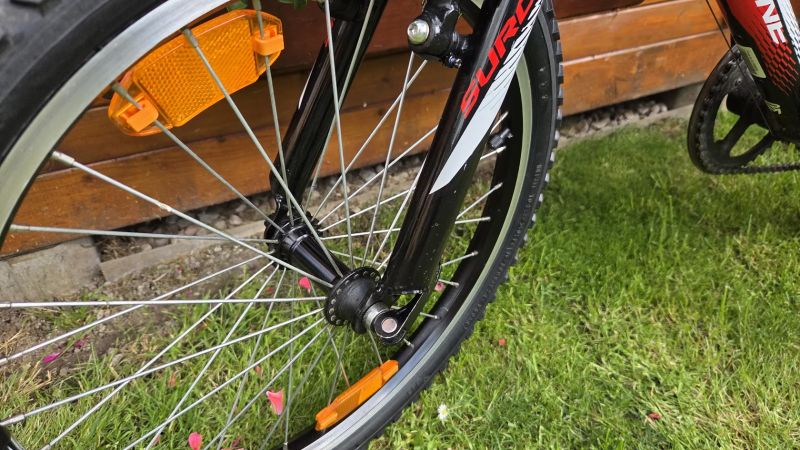 Dětské kolo 20" Rock Machine Surge 4-9let postava 100-135cm 