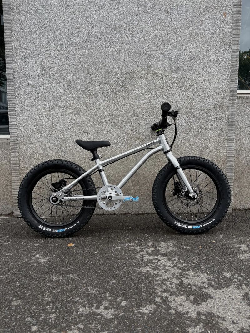 Early Rider Seeker 16