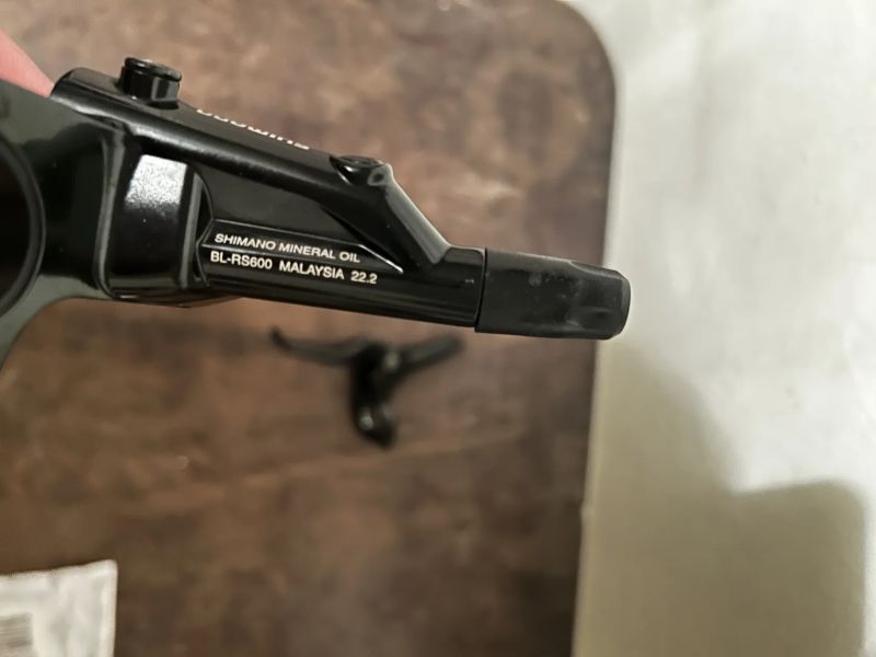 Hydraulické brzdové páky SHIMANO BL-RS600