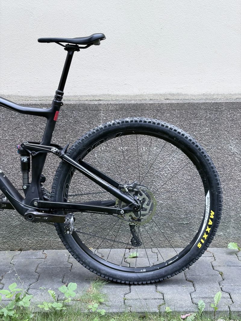 Cube Stereo 120 HPC Race 29”, vel. XL, 2016