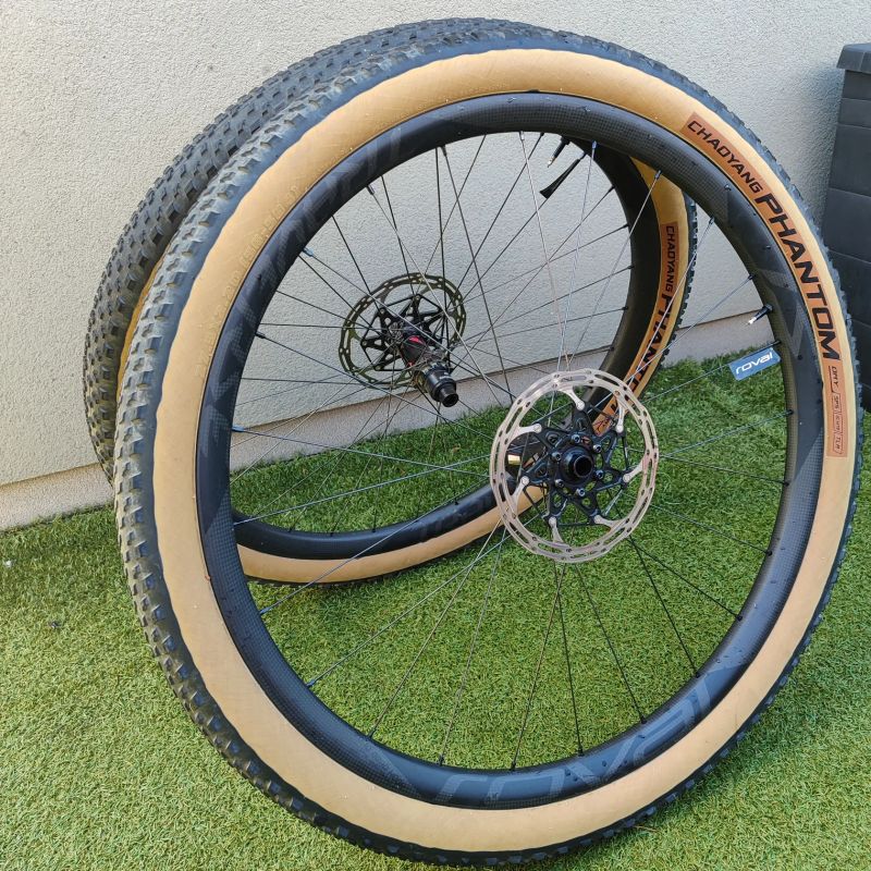 SPECIALIZED Roval Traverse SL 650B CARBON 100/12/15 142/12