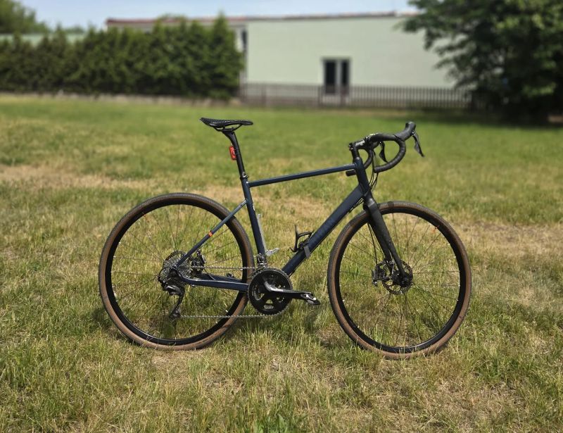 Triban Rc520 gravel/pohodlná silnička 