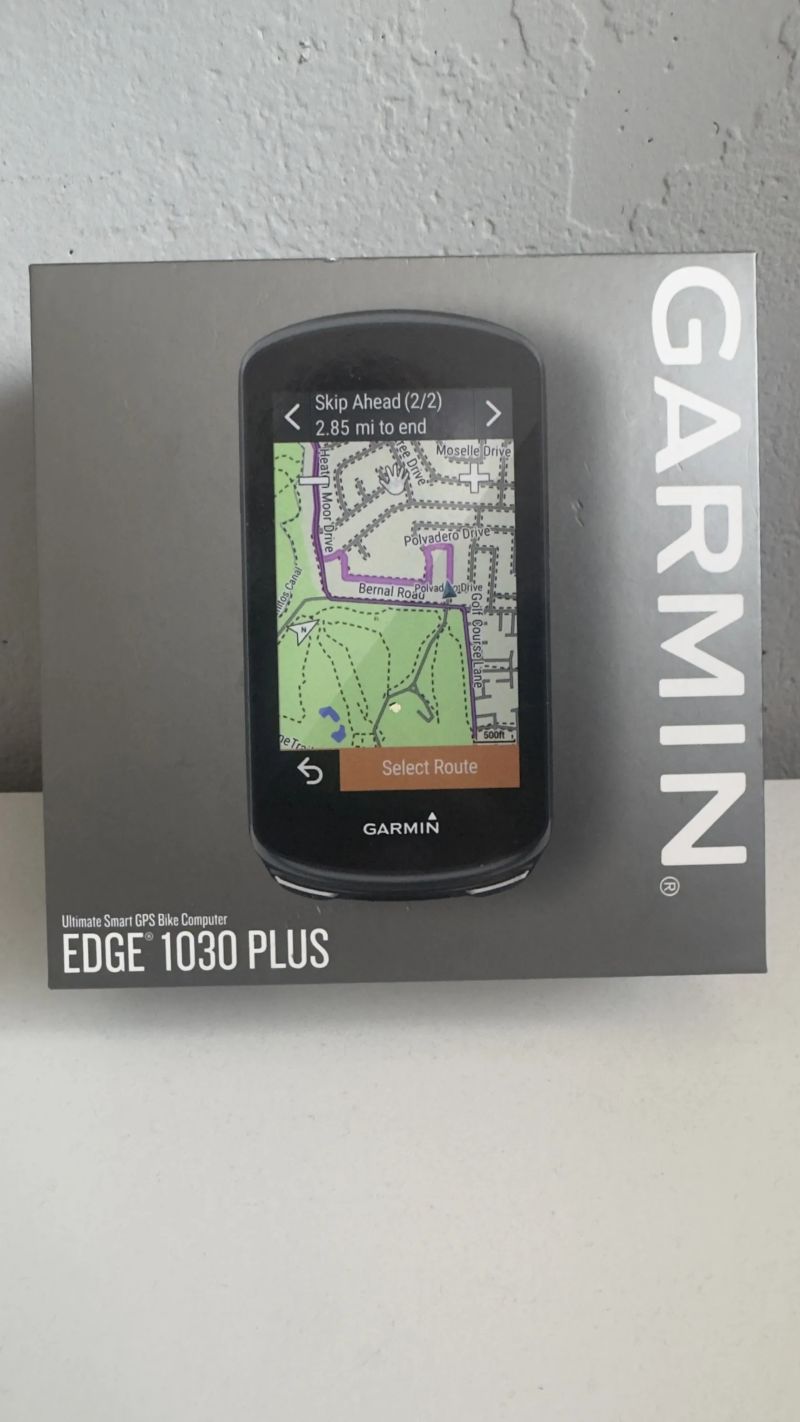 Garmin Edge 1030 Plus – TOP stav, kompletní balení + TOPO Czech V4 Pro