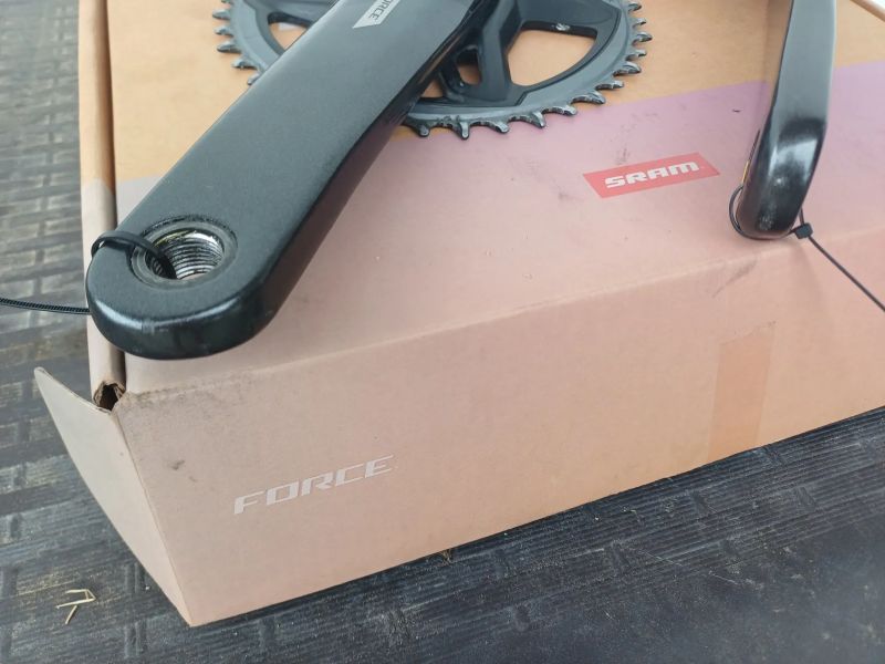 Sram Force Carbon DUB 1X12 40t,175 mm.