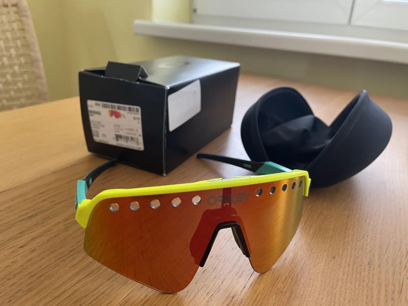 Oakley Sutro Lite Sweep