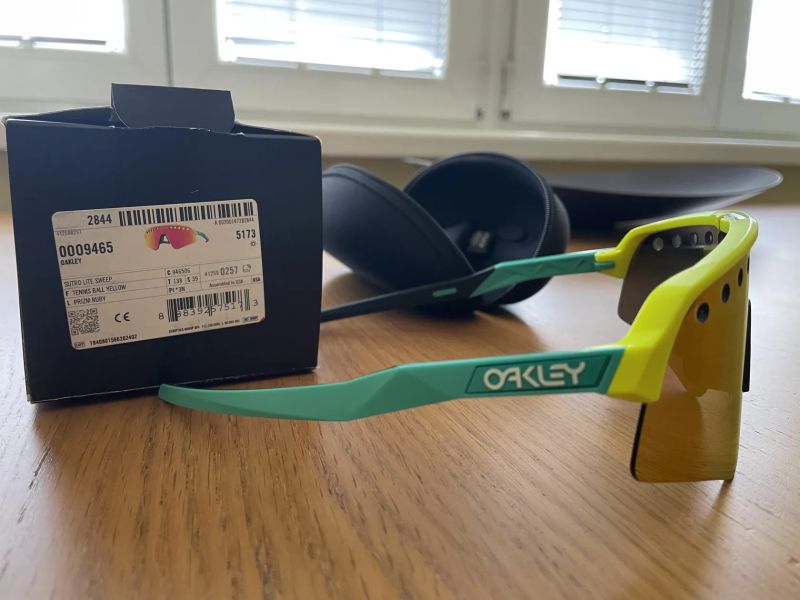 Oakley Sutro Lite Sweep