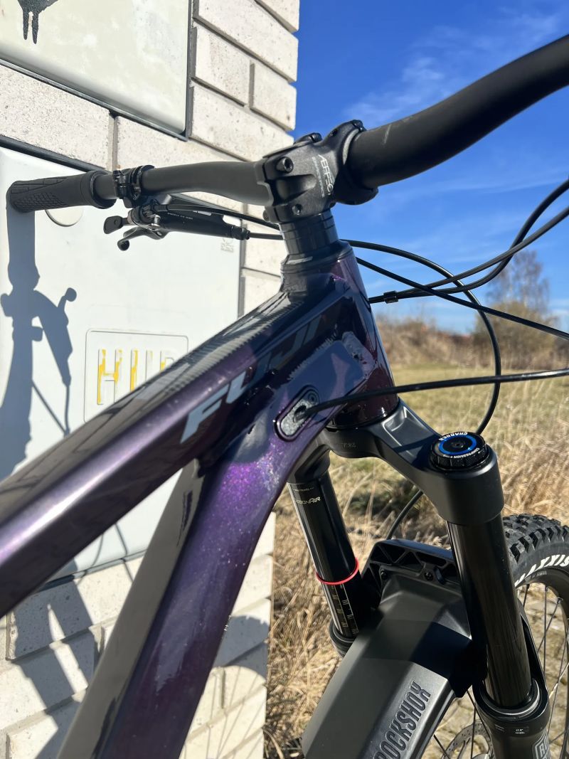 Fuji 🔥 Enduro mašina Fuji Auric 27.5 LT 1.1 (V ZÁRUCE, Velikost L) – DT Swiss & TRP Upgrades