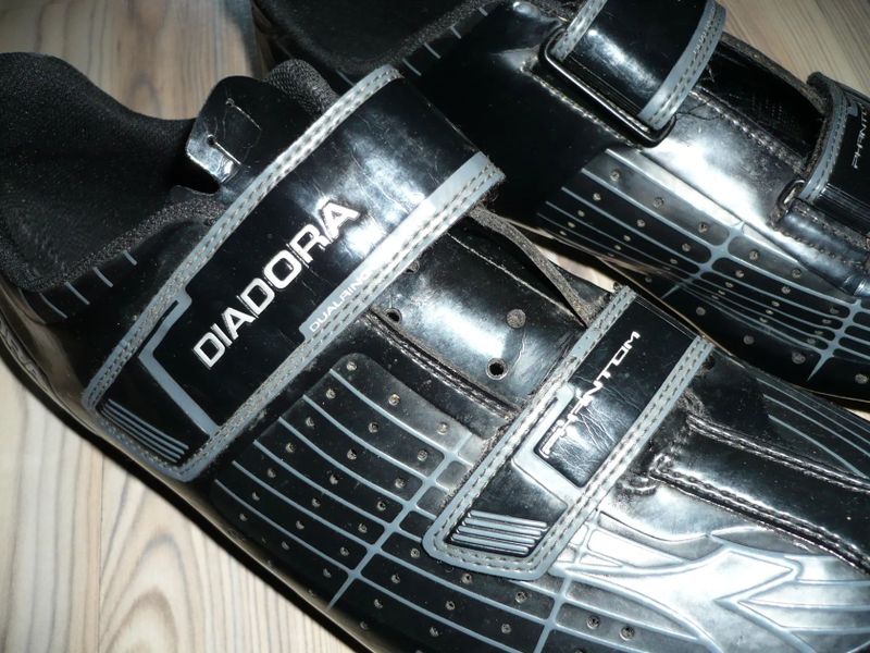 Diadora