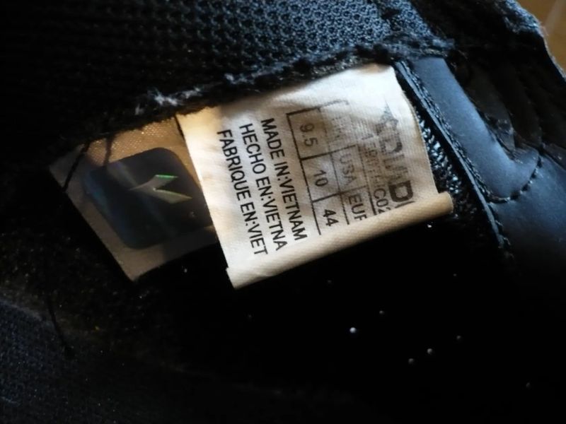 Diadora