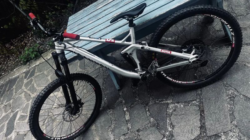 Canyon Spectral AL 8