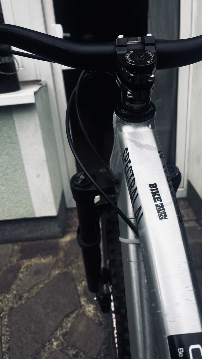 Canyon Spectral AL 8