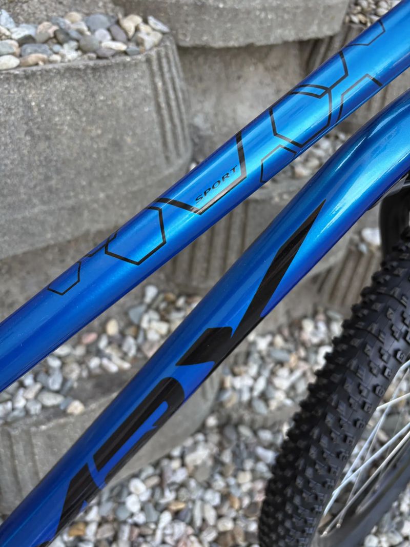 MRX JUNO - 24 ALTUS GRIPSHIFT 1x7 V-BRAKE