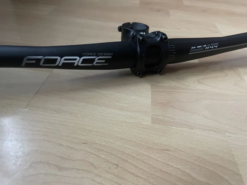 FORCE kokpit 680mm, představec 45mm