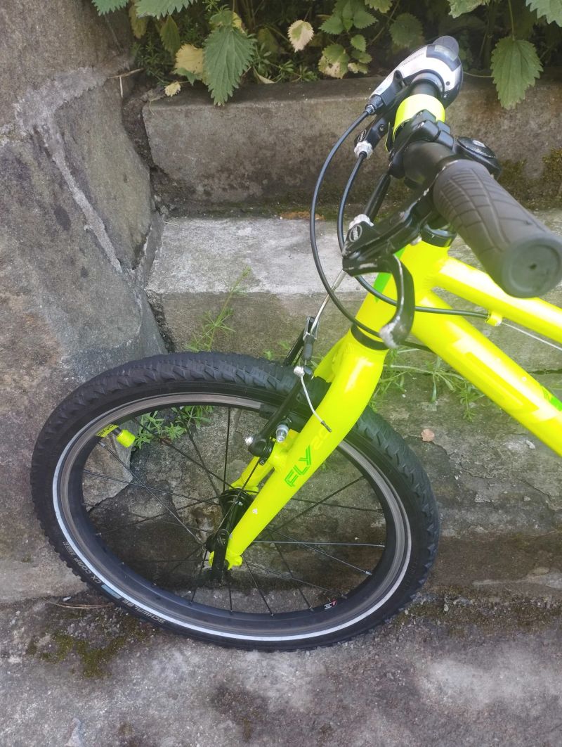 dětské horské MTB kolo Superior Fly 20 pro výšku 100-135cm; 8,1kg; po servisu + dárek