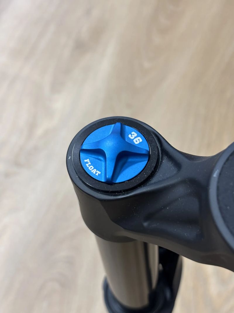 Fox 36 SL Performance Grip 140mm