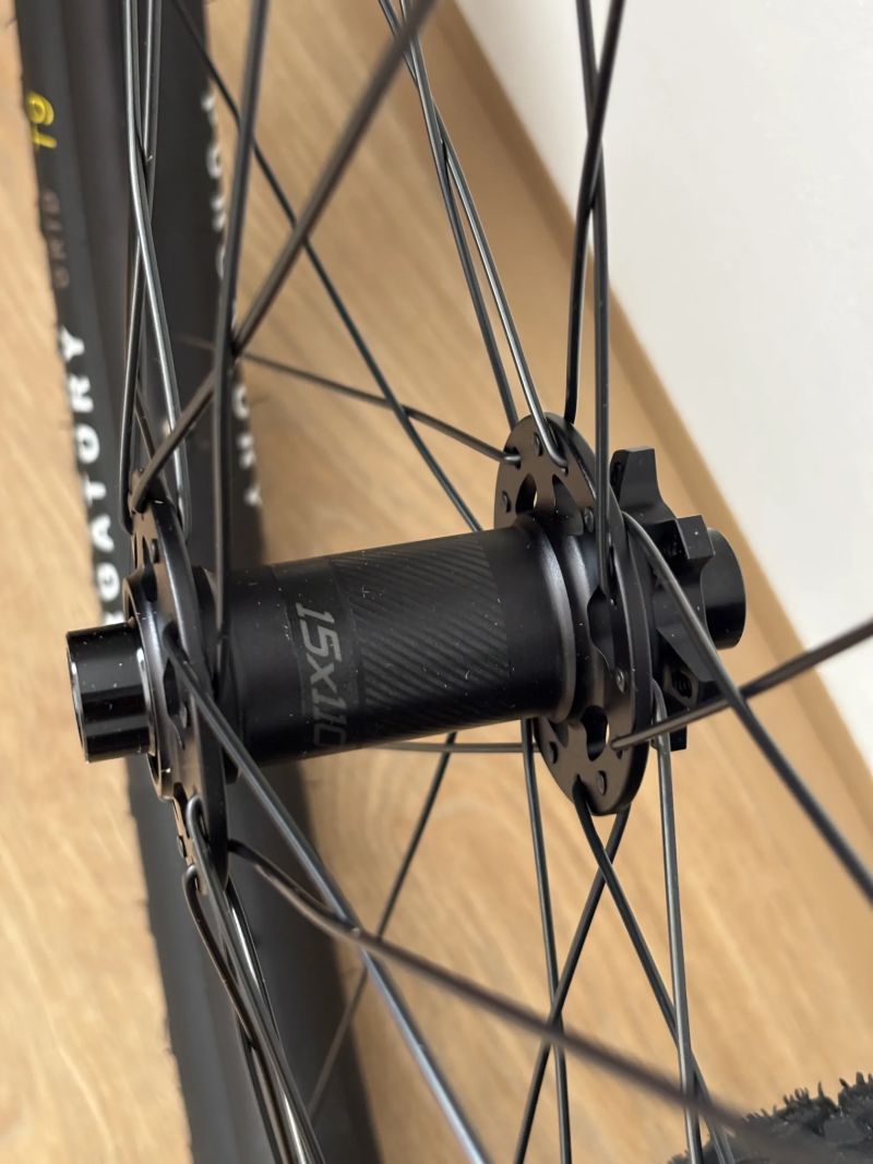 Zapletená kola Specialized 29