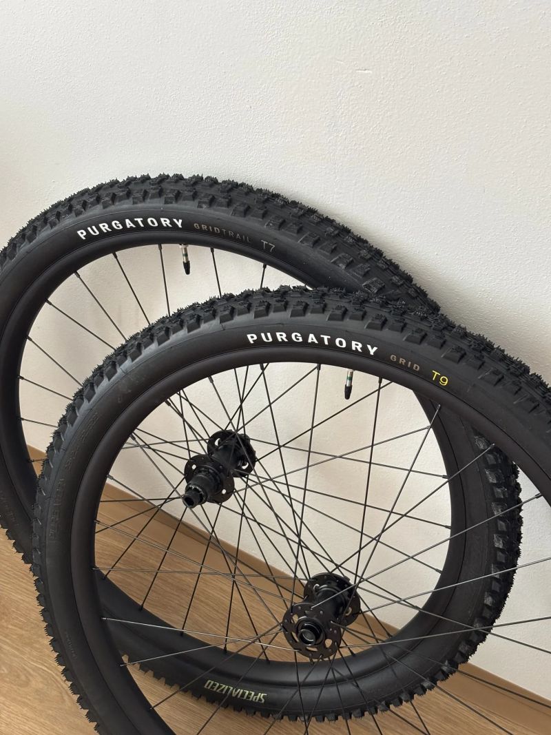 Zapletená kola Specialized 29