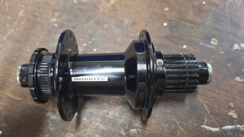 Novatec D902SB