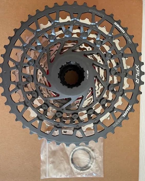 Přehazovačka - SRAM Rival AXS XPLR E1 13-speed 