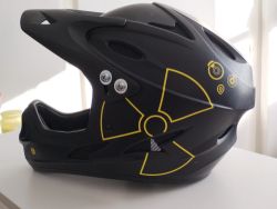Integrální přilba MTB