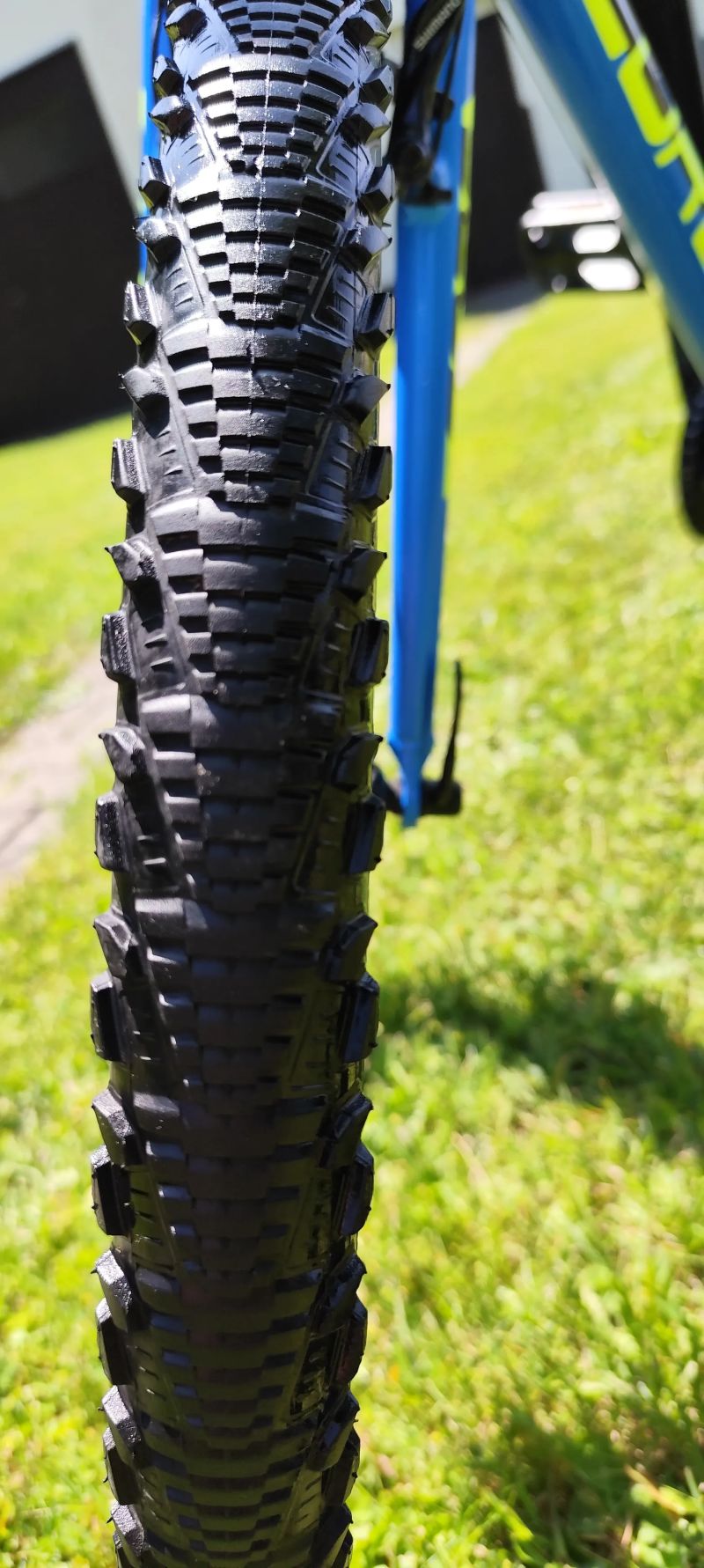 Core Razor Ultralight 26"