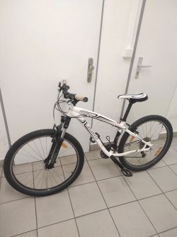 Specialized Hardrock Sport (S) horské kolo