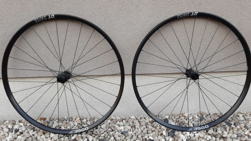 DT SWISS X1900